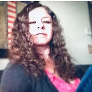 Meet your Posher, Gabriela